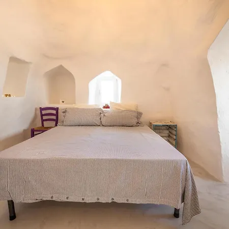 Trullo Monia * Torre Suda